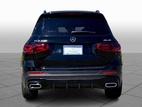 New 2026 Mercedes-Benz GLB 250 4MATIC image 4
