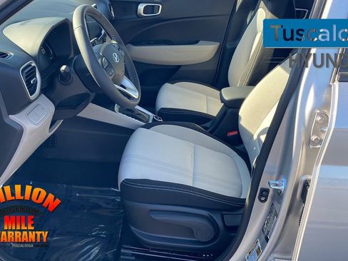 New 2026 Hyundai Venue SEL image 24