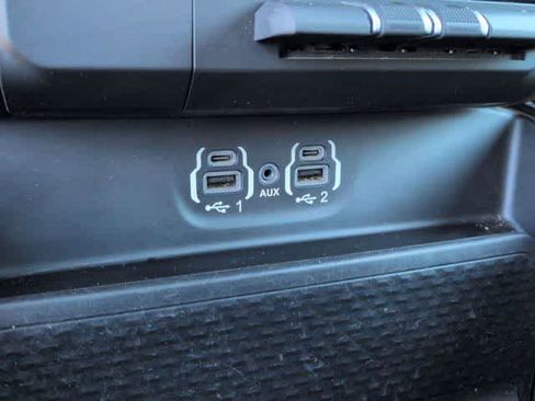 Used 2021 RAM 1500 Big Horn AWD/4WD image 31