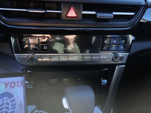 New 2026 Kia Seltos S FWD image 33