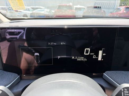 Used 2025 Nissan Kicks SV FWD image 22