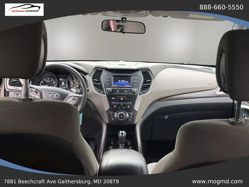 Used 2017 Hyundai Santa Fe Sport FWD image 32