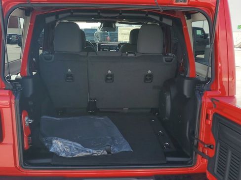 New 2025 Jeep Wrangler Sport S image 9