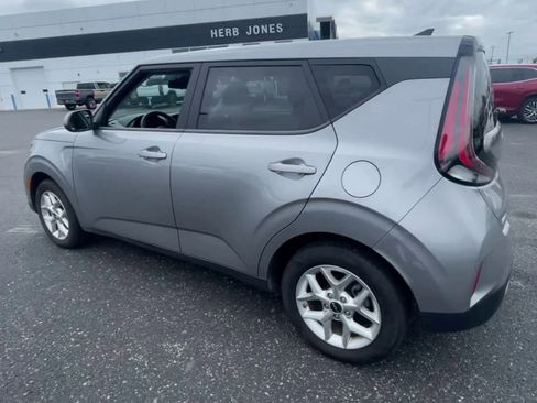 Used 2023 Kia Soul LX w/ Option Group 015 image 7