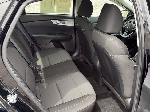 Used 2024 Kia Forte LXS FWD image 24