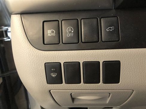 Used 2018 Toyota Highlander XLE image 10