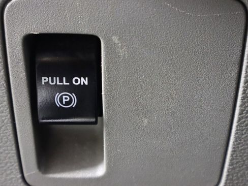 Used 2018 Ford F150 XL w/ Equipment Group 101A Mid image 11