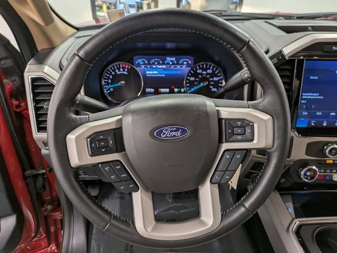 Used 2022 Ford F250 Lariat w/ Chrome Package image 21