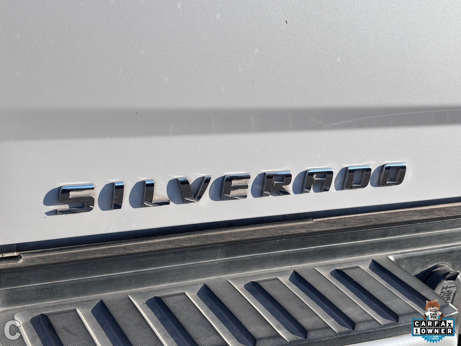 Used 2019 Chevrolet Silverado 2500 High Country w/ Duramax Plus Package AWD/4WD image 19