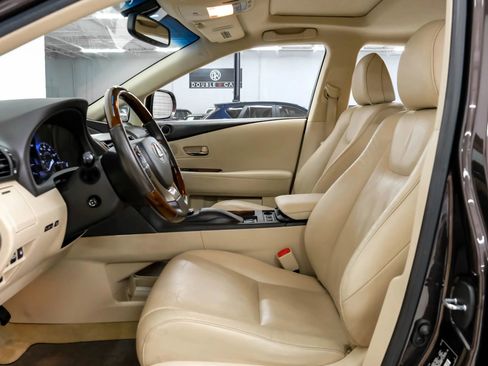Used 2013 Lexus RX 350 FWD w/ Navigation Pkg image 3