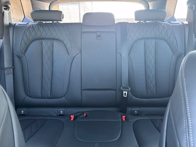 Certified 2026 BMW X5 M60i AWD/4WD image 28