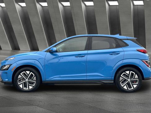 Used 2023 Hyundai Kona Limited w/ Cargo Package image 7