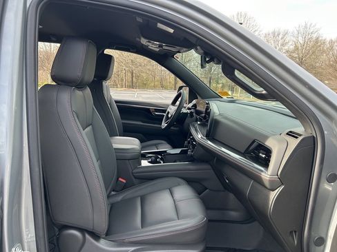 Certified 2025 Chevrolet Tahoe RST image 47