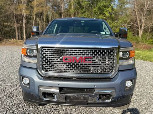 Used 2016 GMC Sierra 2500 Denali w/ Duramax Plus Package image 2