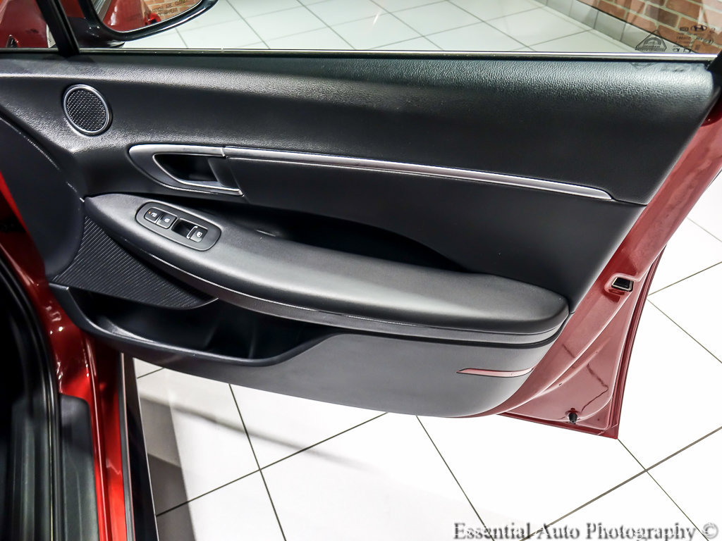 Used 2025 Hyundai Sonata SEL FWD image 28