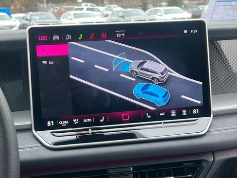 New 2026 Volkswagen Tiguan SE R-Line AWD/4WD image 21