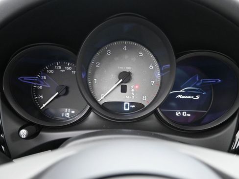 New 2025 Porsche Macan S image 27
