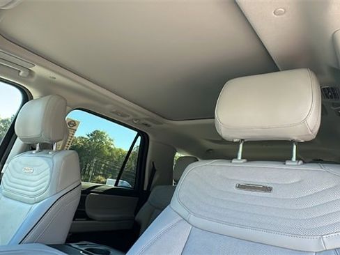 New 2025 Ford Expedition Max Platinum w/ Platinum Ultimate Package image 31