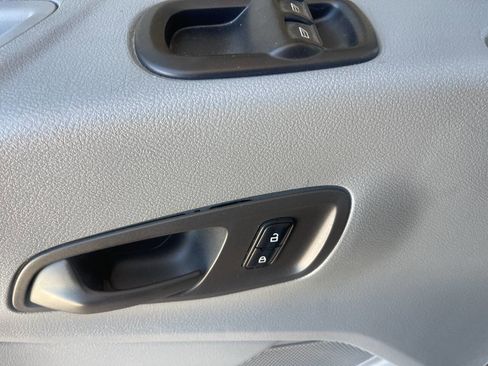 Used 2016 Ford Transit 250 130 Low Roof w/ Exterior Upgrade Package image 21