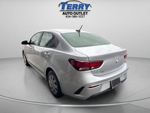 Used 2023 Kia Rio LX FWD image 4