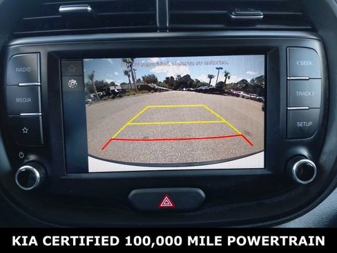 Certified 2025 Kia Soul LX w/ LX Technology Package FWD image 24