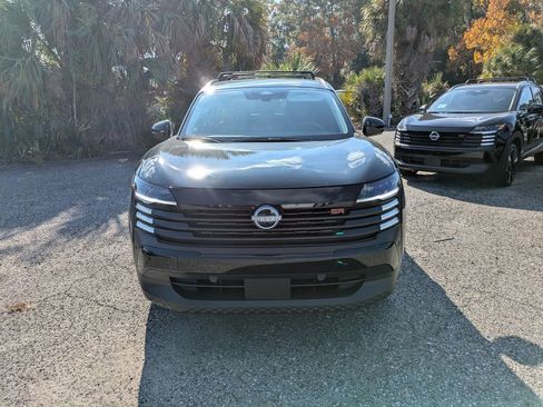 New 2026 Nissan Kicks SR FWD image 8