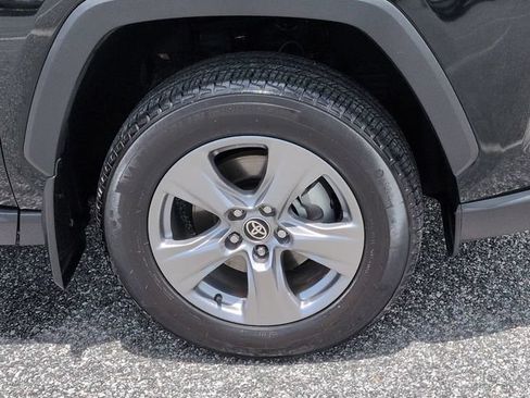 Certified 2025 Toyota RAV4 LE AWD/4WD image 11