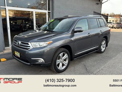 Used 2013 Toyota Highlander Limited image 1