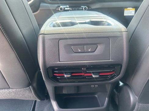 New 2024 Chevrolet Silverado EV RST image 27