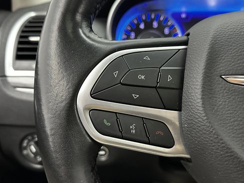 Used 2021 Chrysler 300 Touring L w/ Popular Equipment Group image 22