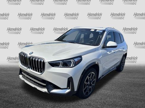 Certified 2025 BMW X1 xDrive28i AWD/4WD image 2