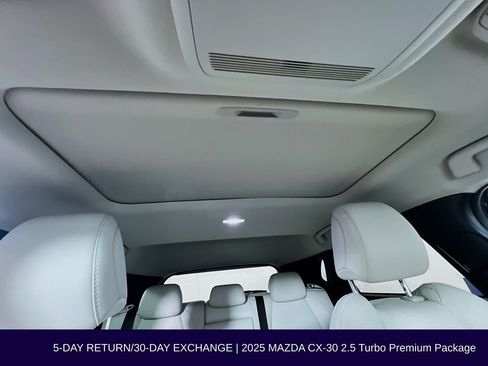 Used 2025 MAZDA CX-30 2.5 Turbo w/ Premium Package image 43