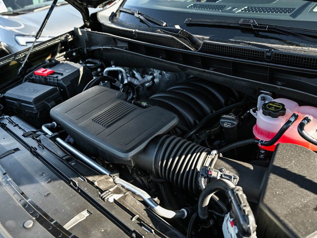 New 2026 GMC Yukon Denali w/ Denali Reserve Package AWD/4WD image 7