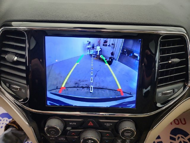 Used 2020 Jeep Grand Cherokee Limited w/ Trailer Tow Group IV AWD/4WD image 19