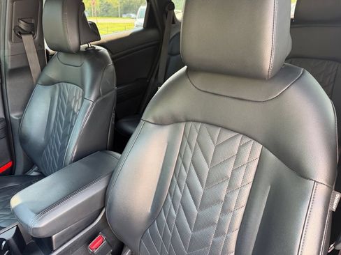 Used 2023 Kia Sportage X-Line AWD/4WD image 13