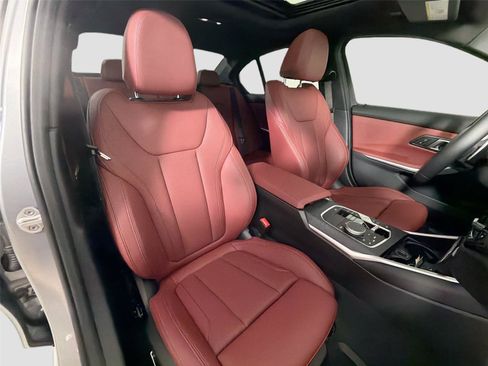 Certified 2026 BMW 330i Sedan w/ M Sport Package RWD image 27