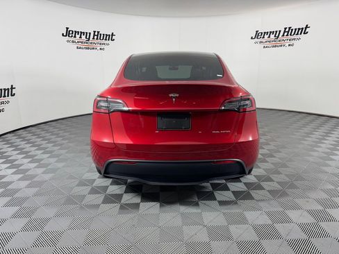 Used 2023 Tesla Model Y Long Range image 9