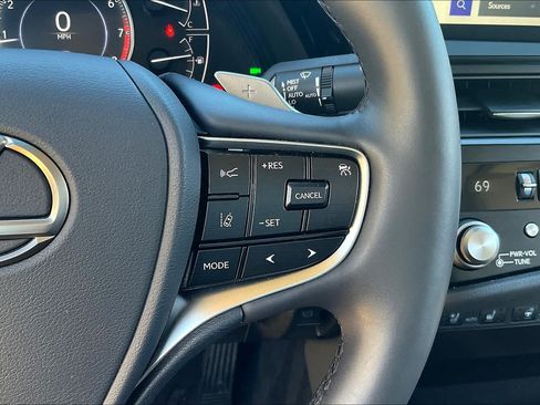 Used 2023 Lexus ES 350 w/ Premium Package FWD image 25