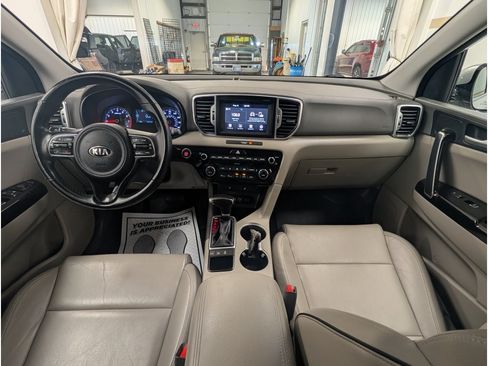 Used 2019 Kia Sportage EX AWD/4WD image 9