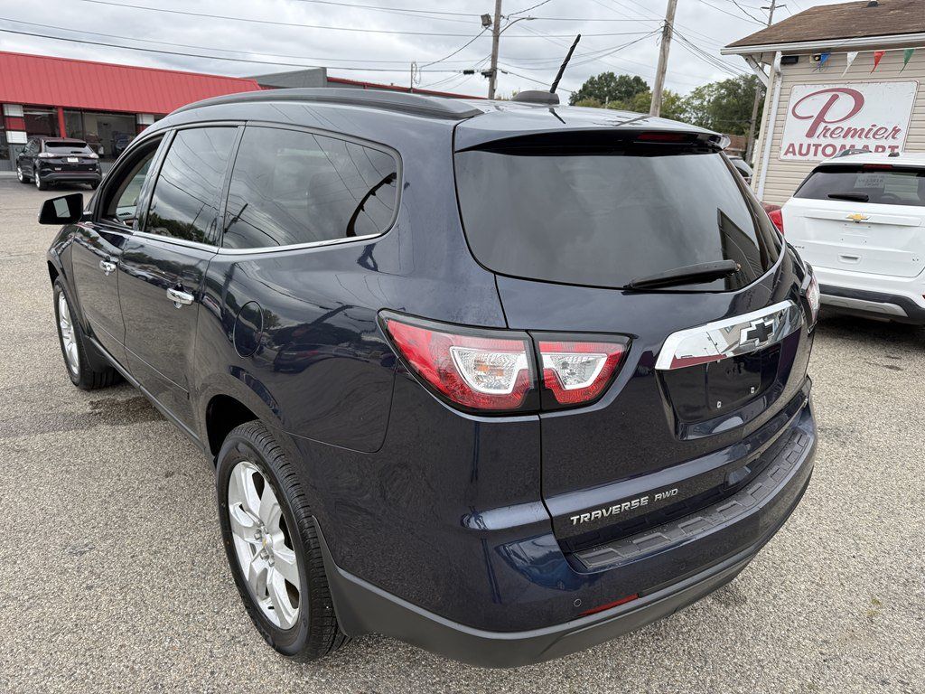 Used 2017 Chevrolet Traverse LT w/ Style and Technology Package AWD/4WD image 4