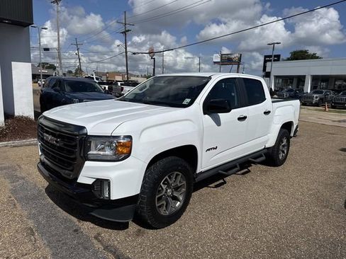 Used 2021 GMC Canyon AT4 w/ Driver Alert Package image 4