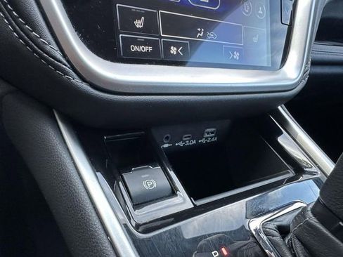 Used 2024 Subaru Outback Limited image 21