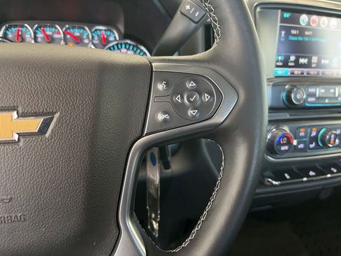 Used 2017 Chevrolet Silverado 1500 LT w/ Redline Edition AWD/4WD image 7