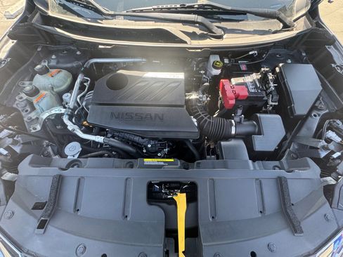 Used 2023 Nissan Rogue SV AWD/4WD image 17