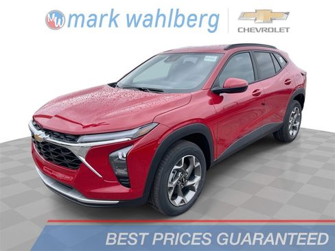 New 2026 Chevrolet Trax LT w/ Driver Confidence Package image 1