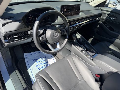 Certified 2023 Honda Accord Touring image 11