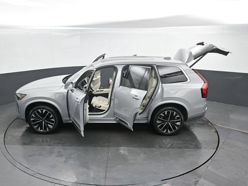 New 2026 Volvo XC90 T8 Ultra w/ Protection Package Premier AWD/4WD image 49