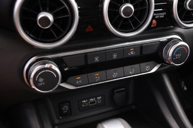Certified 2024 Nissan Sentra SV FWD image 18