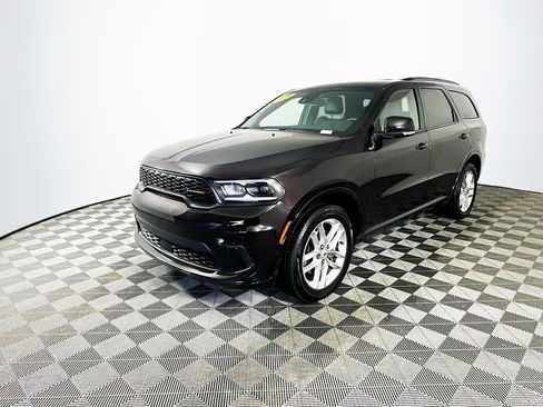 Certified 2025 Dodge Durango GT image 6