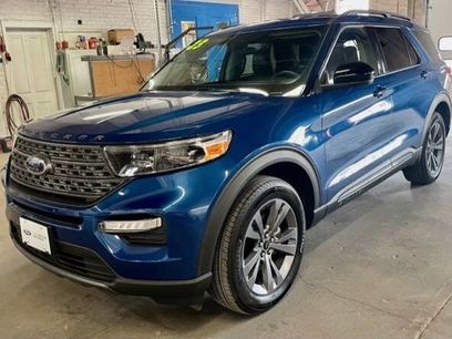 Certified 2023 Ford Explorer XLT w/ Equipment Group 202A